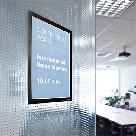 Prezentační rám Durable Duraframe A4, samolepicí, černá