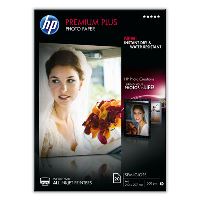 HP Pololesklý fotografický papír HP CR673A, A4 1 (1)